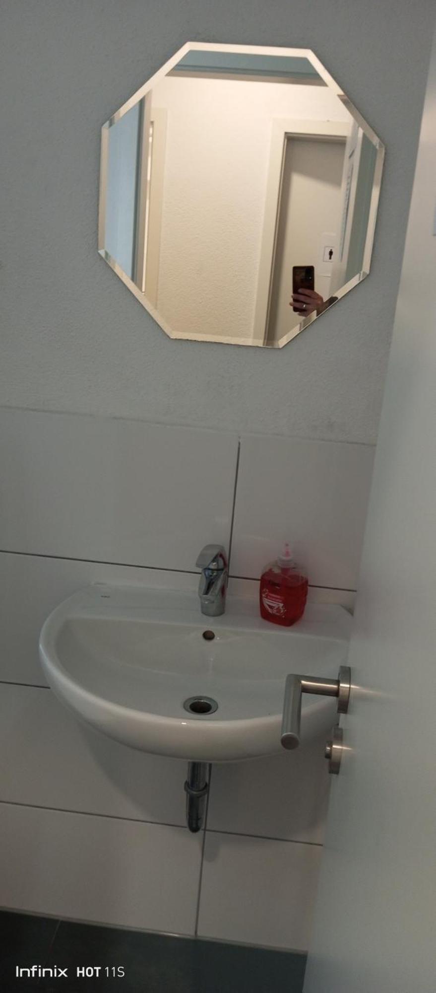 Gemuetliches Lisa Zimmer Mit Gemeinschaftskueche Heilbronn Zentrum 外观 照片